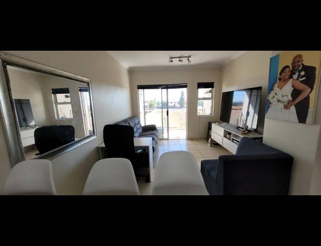 2 BEDROOM TOWNHOUSE FOR SALE IN MAYBERRY PARK